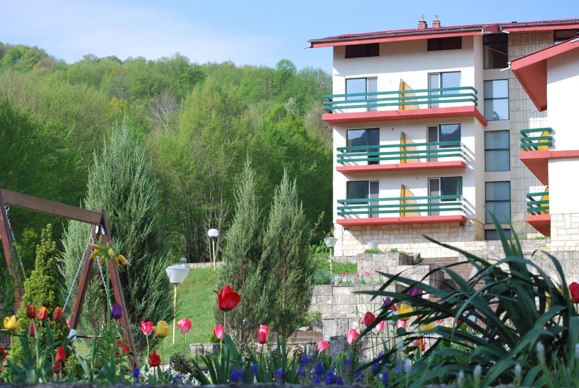 Park Hotel Ribaritsa מראה חיצוני תמונה