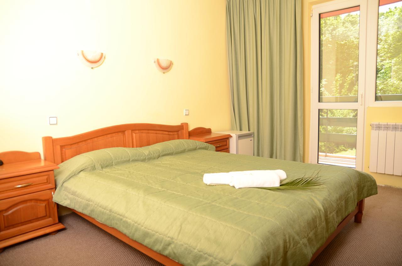 Park Hotel Ribaritsa מראה חיצוני תמונה