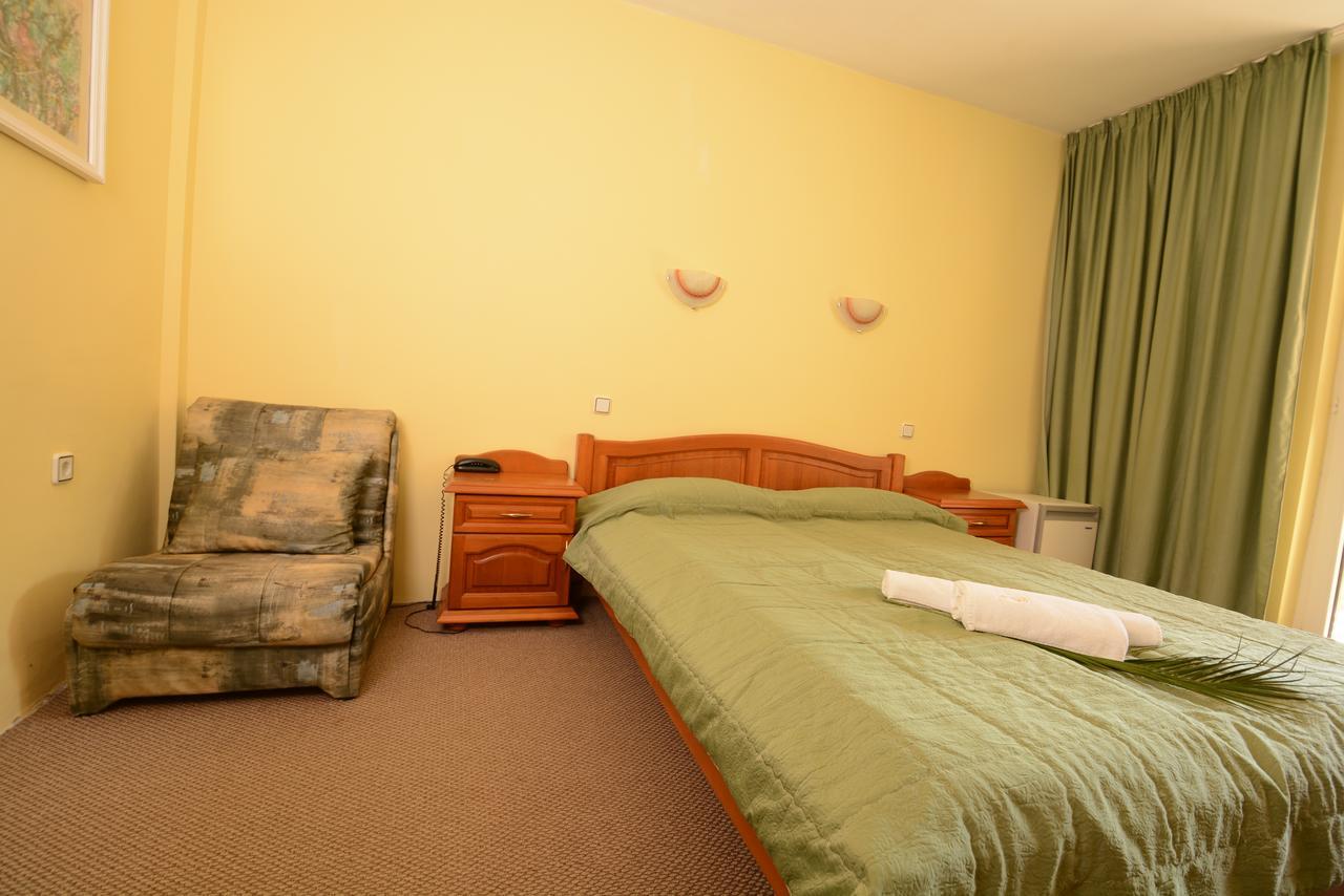 Park Hotel Ribaritsa מראה חיצוני תמונה