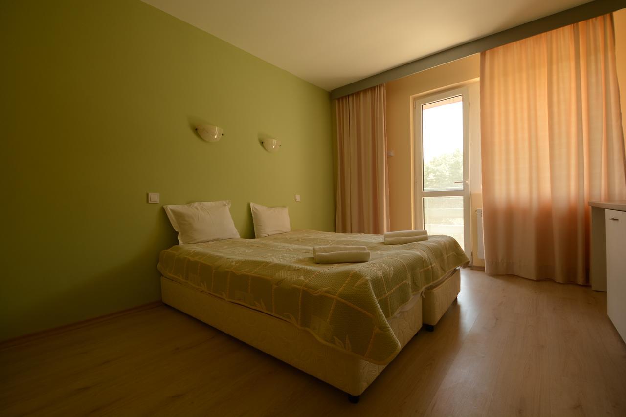 Park Hotel Ribaritsa מראה חיצוני תמונה